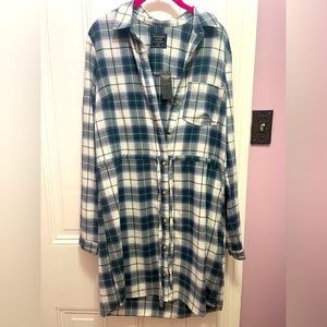 NWT Abercrombie and Fitch blue and green flannel dress with tie belt